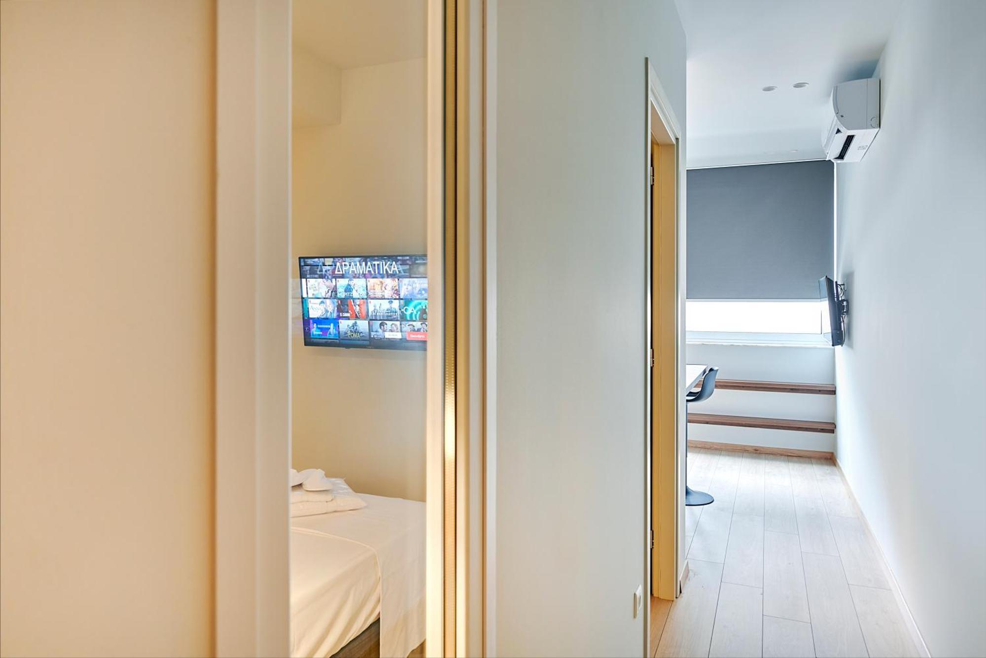 City-Center Apartment In Vibrant Monastiraki, 雅典 外观 照片